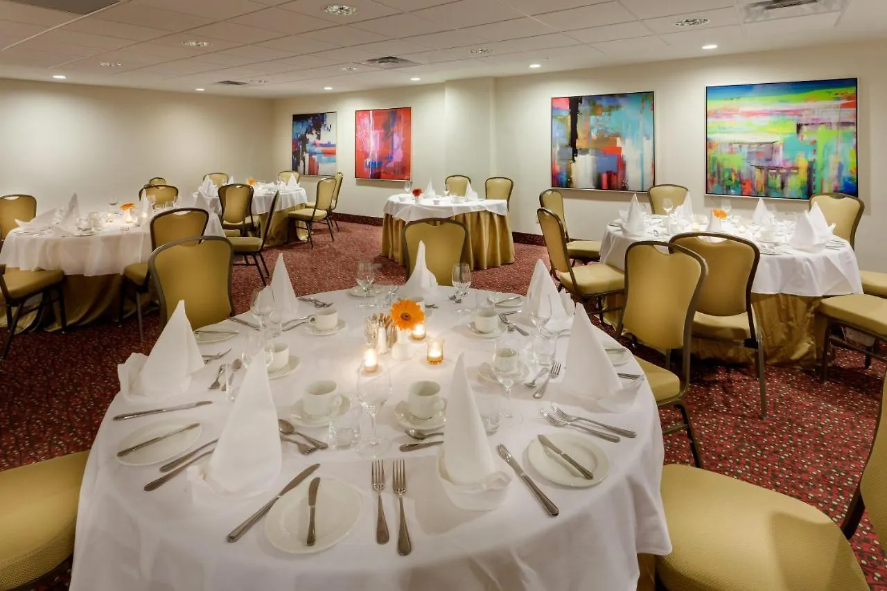 Holiday Inn Toronto Downtown Centre By Ihg 4*,  קנדה